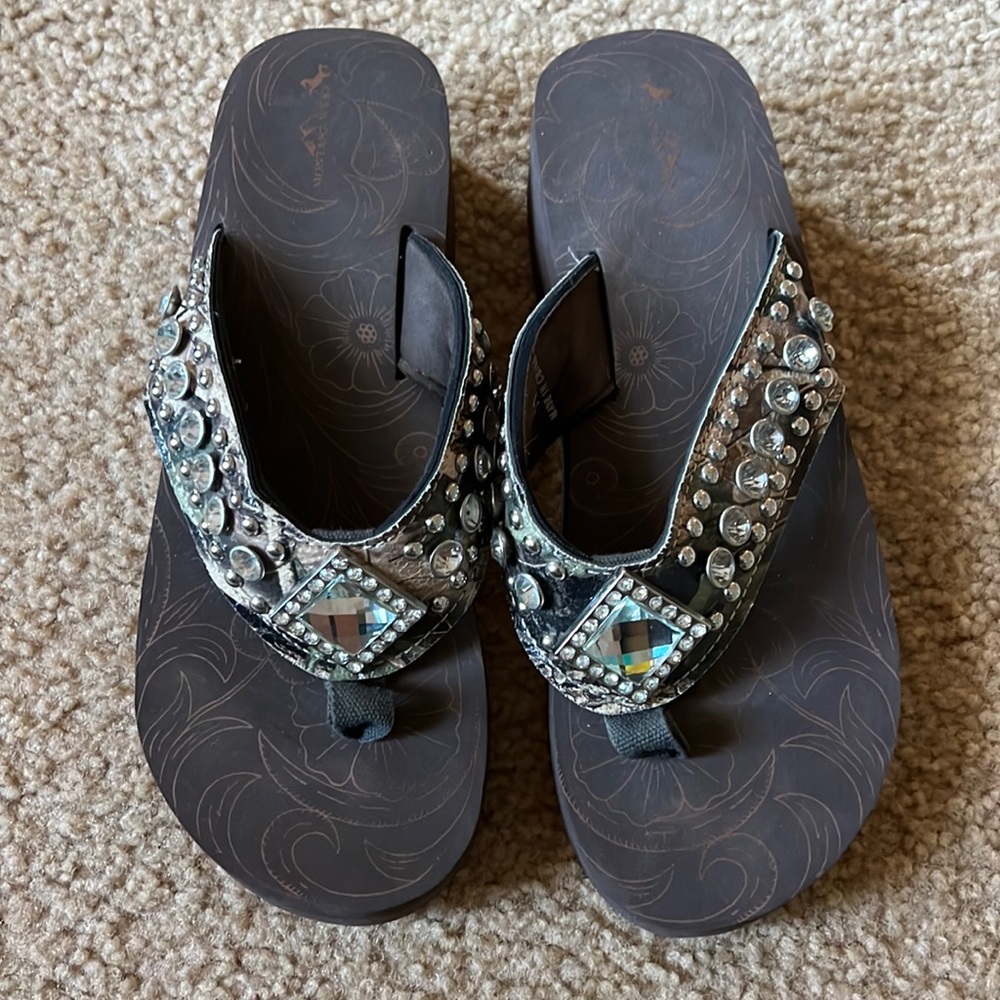 Flip flops